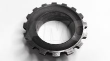 Adjustment nut on the differential basket (3)