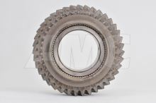 synchronous reverse gear wheel (4)